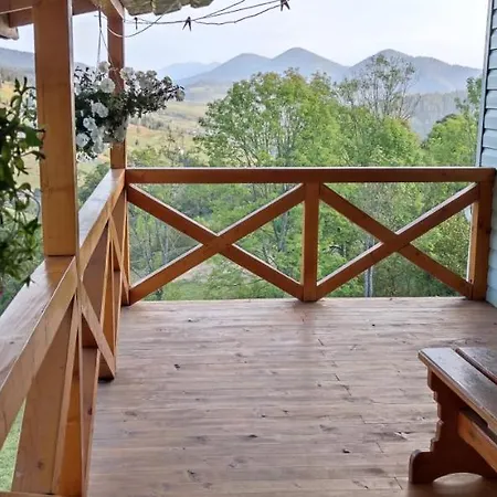 House Panorama Karpat